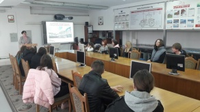 Школьники Узденского района