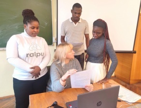 Обучение иностранных студентов на факультете предпринимательства и управления