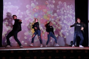 Праздничный концерт ко дню 8 марта