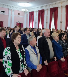 Сотрудники и студенты факультета присоединились к акции «Символы Беларуси – символы мира»