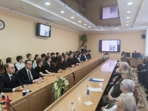 900 дней стойкости: Блокада и ее герои. Блокадной вечности страницы