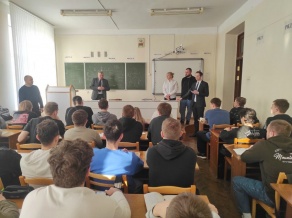 Собрание по прохождению эксплуатационно-технологической практики студентами АМФ