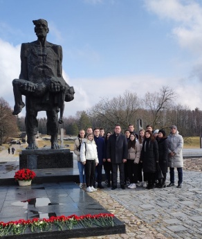 22 марта – День памяти жертв Хатынской трагедии