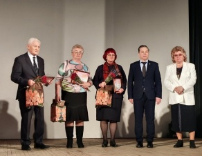 Чествование ветеранов труда и работников университета 