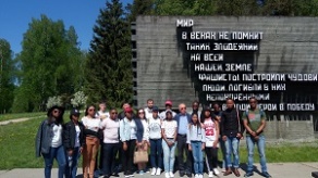 Иностранные студенты БГАТУ возложили цветы в Мемориальном комплексе &quot;Хатынь&quot;