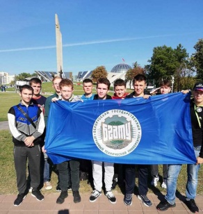 Возложения цветов к Стеле «Минск — город-герой». День города