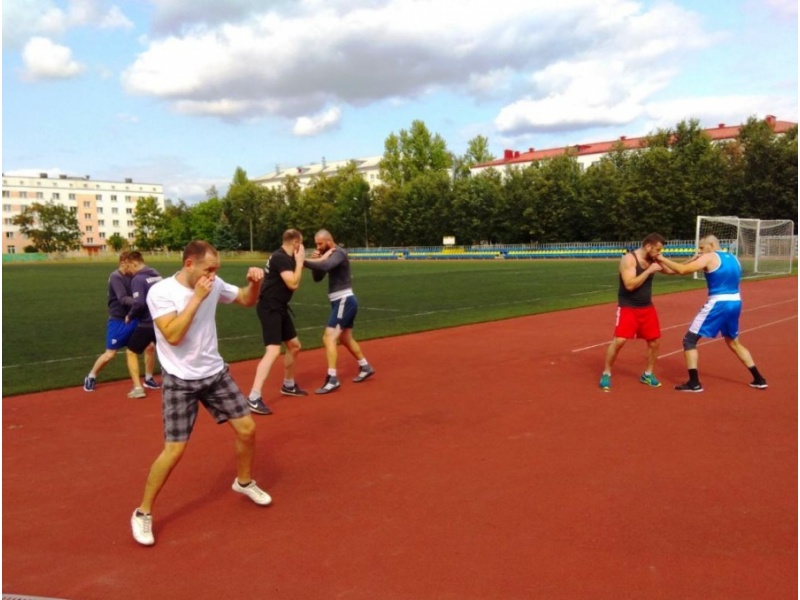 мастер-класс по боксу с кандидатом в мастера спорта Мацкело Владимиром