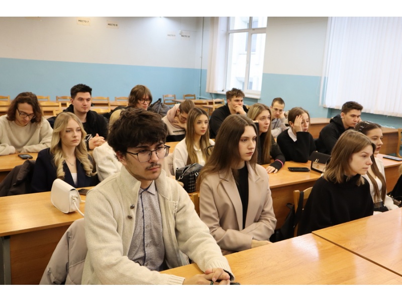 Круглый стол «100 причин почему… или ФПУ глазами студента»