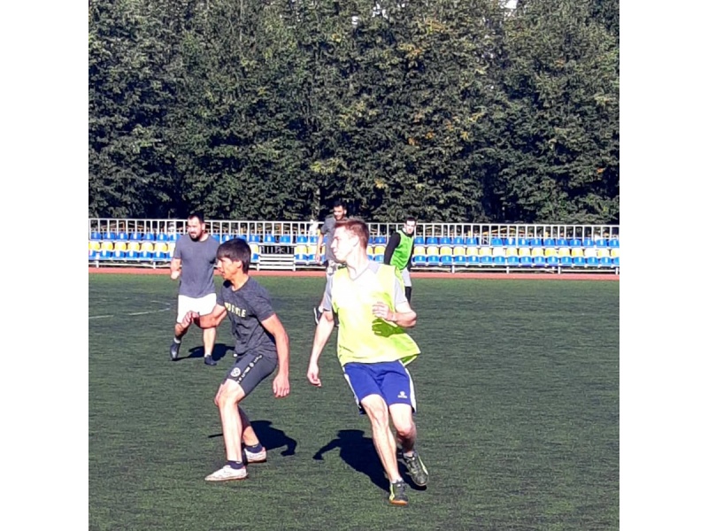 товарищеский матч по футболу