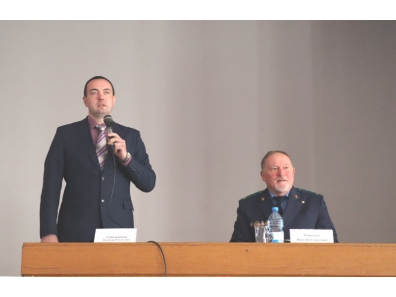 Проректор по УиВР Синельников В.М., старший помощник прокурора Минской области Пашкович В.С.