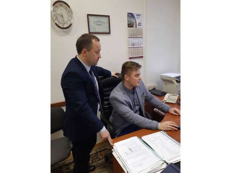 Дублер проректора по УиВР Лакутя Сергей