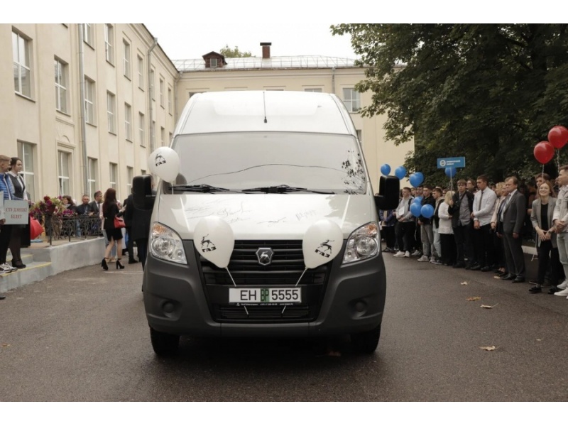 Подарок БГАТУ от "БелГАЗавтосервис"